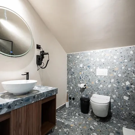 Bohemian Garni - Skadarlija Hotel 3*